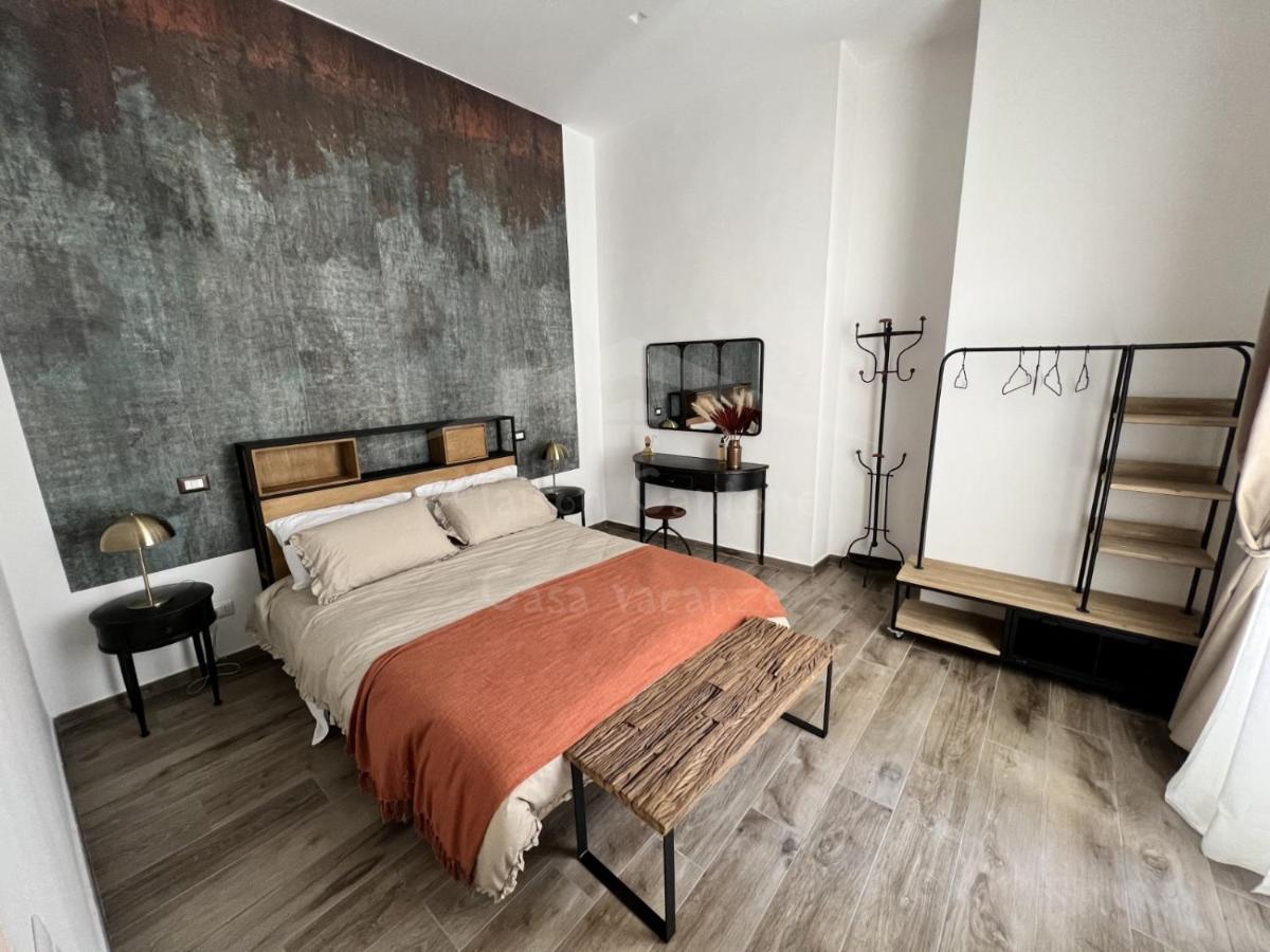 Maison Cantone * Napels